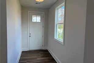 1059 Crest Mill Dr, Marietta, GA 30008 - Photo 3