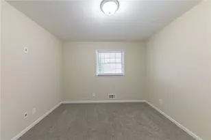 3390 Glenview Cir SW, Atlanta, GA 30331 - Photo 19