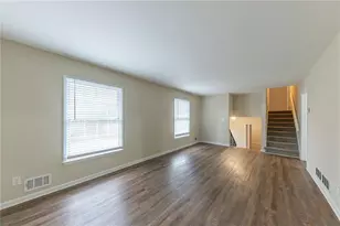 3390 Glenview Cir SW, Atlanta, GA 30331 - Photo 13