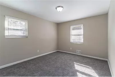 633 Larchmont Circle NW, Atlanta, GA 30318 - Photo 15