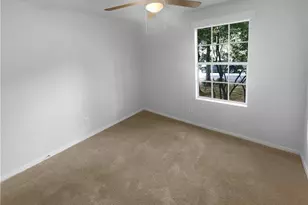 4727 Garden Hills Dr, Stone Mountain, GA 30083 - Photo 25