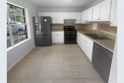 4727 Garden Hills Drive, Stone Mountain, GA 30083 - Photo 21