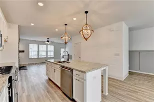 2689 Richmond Row, Suwanee, GA 30024 - Photo 15