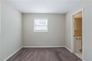 4412 Rustic Wood Dr, Stone Mountain, GA 30083 - Photo 25