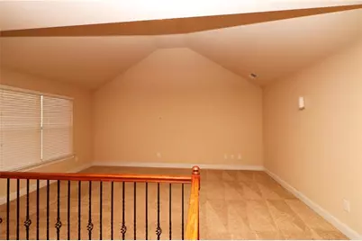 8178 Lochley Drive, Fairburn, GA 30213 - Photo 17