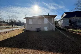 2043 Chicago Ave NW, Atlanta, GA 30314 - Photo 11