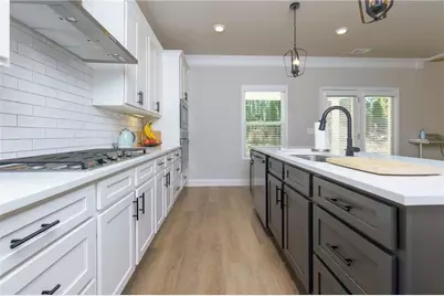 305 Parkers Place, Hoschton, GA 30548 - Photo 9