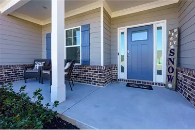 305 Parkers Place, Hoschton, GA 30548 - Photo 3