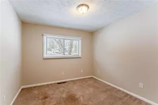 2792 Plantation Dr, Atlanta, GA 30344 - Photo 15