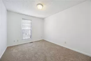 5547 Strathmoor Manor Cir, Lithonia, GA 30058 - Photo 15