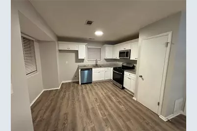 5449 Martins Crossing Road, Stone Mountain, GA 30088 - Photo 3