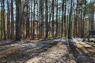 804 Bankshire Dr, Suwanee, GA 30024 - Photo 3