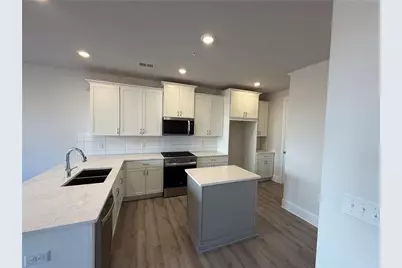 1070 Crest Mill Drive, Marietta, GA 30008 - Photo 5