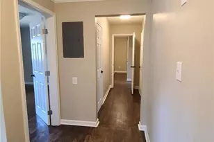 1800 Pinedale Dr NW, Atlanta, GA 30314 - Photo 9