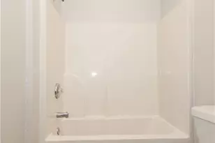 218 E Tinsley St, Griffin, GA 30223 - Photo 25