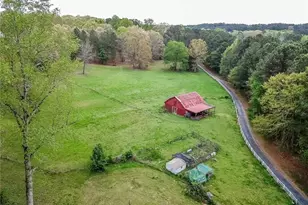 1907 Old Loganville Rd, Loganville, GA 30052 - Photo 3