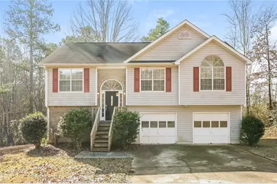 560 Caseys Crossing, Winder, GA 30680 - Photo 1