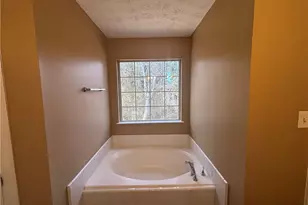 754 Shore Dr, Lithonia, GA 30058 - Photo 11