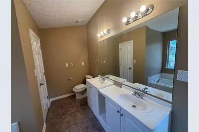 754 Shore Drive, Lithonia, GA 30058 - Photo 9