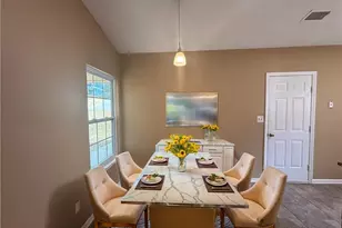 754 Shore Dr, Lithonia, GA 30058 - Photo 7