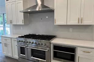 9240 Prestwick Club Dr, Duluth, GA 30097 - Photo 5