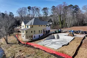 130 Lake Estates Dr, Roswell, GA 30075 - Photo 7