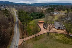 9351 Henderson Mountain Rd, Fairmount, GA 30139 - Photo 11