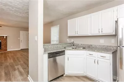 4893 Autumn Circle, Stone Mountain, GA 30088 - Photo 9