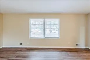 2202 Troutdale Dr, Decatur, GA 30032 - Photo 5