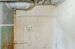 2202 Troutdale Dr, Decatur, GA 30032 - Photo 27