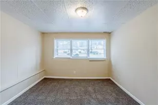 2202 Troutdale Dr, Decatur, GA 30032 - Photo 15