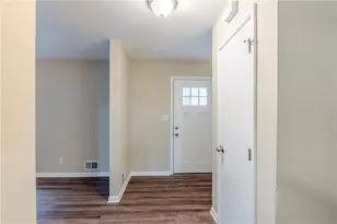 2202 Troutdale Dr, Decatur, GA 30032 - Photo 3