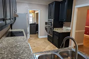 4401 Riverlake Way, Snellville, GA 30039 - Photo 9