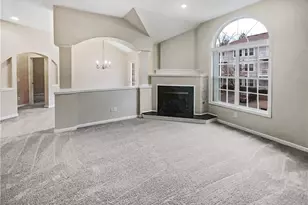 1394 Orchard Park Dr, Stone Mountain, GA 30083 - Photo 3