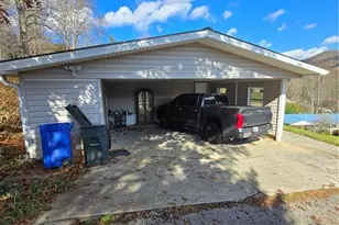 325 Scataway Rd, Hiawassee, GA 30546 - Photo 3