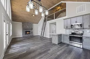 234 Lake View Dr, Lavonia, GA 30553 - Photo 5