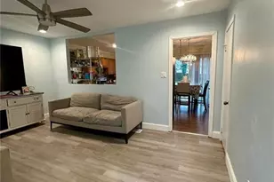 172 Scarsdale Dr, Riverdale, GA 30274 - Photo 3