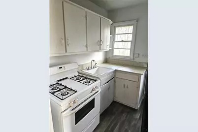 1877 Chapman Avenue, Atlanta, GA 30344 - Photo 3