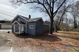 1304 S Broad St, Monroe, GA 30655 - Photo 1