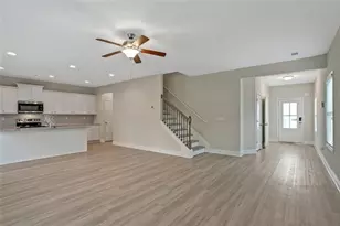 112 Chase Landing Dr, Loganville, GA 30052 - Photo 5