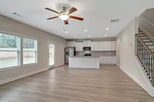 156 Chase Landing Dr, Loganville, GA 30052 - Photo 3