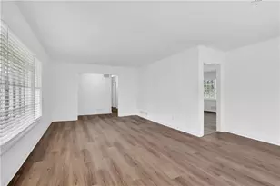 3532 Dial Dr, Stone Mountain, GA 30083 - Photo 9