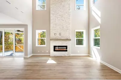 2460 Hidden Creek Road, Kennesaw, GA 30152 - Photo 11