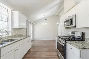 2419 Leslie Brook Dr, Decatur, GA 30035 - Photo 9