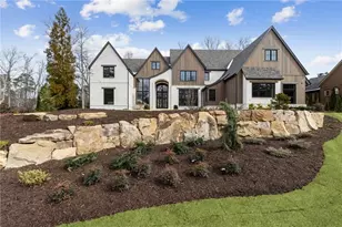 4635 Whitestone Way, Suwanee, GA 30024 - Photo 5