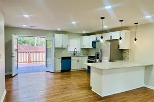 2745 Marco Dr NW, Atlanta, GA 30318 - Photo 7