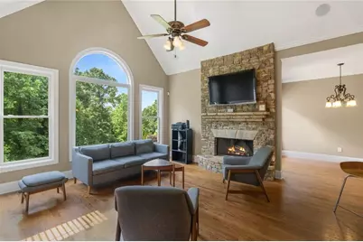 1225 Dixon Circle, Gainesville, GA 30501 - Photo 15