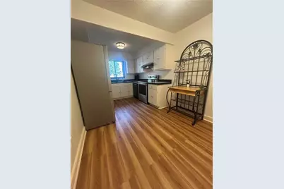 1063 Riverbend Club Drive SE, Atlanta, GA 30339 - Photo 7