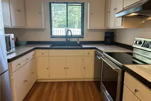 1063 Riverbend Club Dr SE, Atlanta, GA 30339 - Photo 9