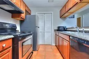 586 Windchase Ln, Stone Mountain, GA 30083 - Photo 13